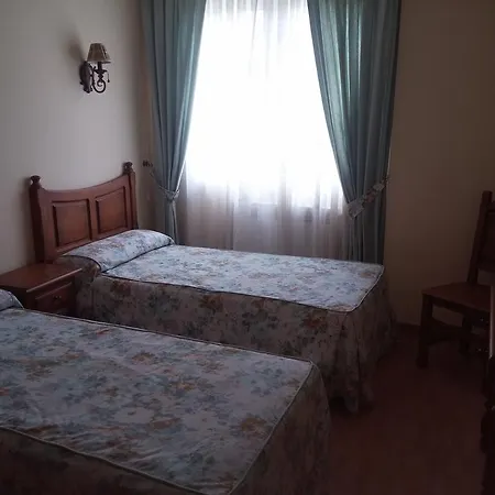 Puerta De Caderechas Holiday home Terminon