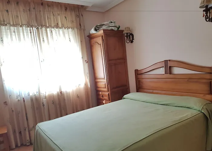 Puerta De Caderechas 度假居 Terminon