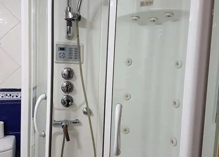 Puerta De Caderechas 度假居