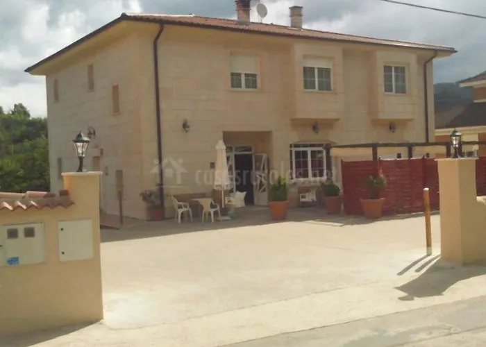 Puerta De Caderechas Terminon