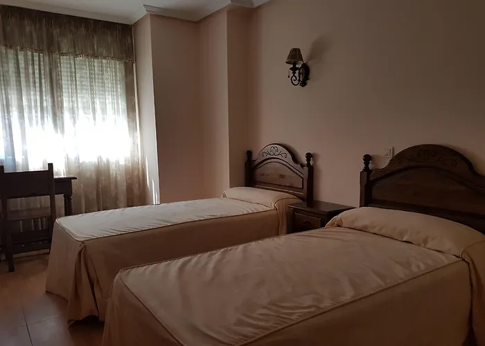 Puerta De Caderechas Terminon