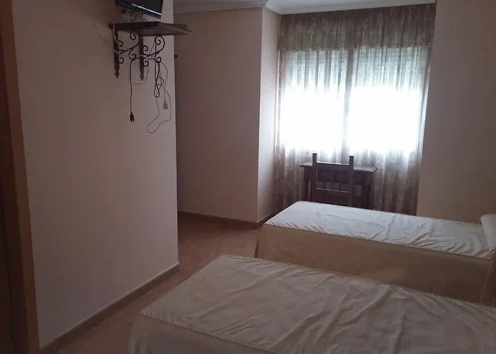 Puerta De Caderechas * Terminon